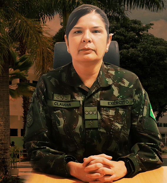 A coronel Cláudia Lima Gusmão Cacho deve ser a primeira general do Exército Brasileiro (Imagem: EB)