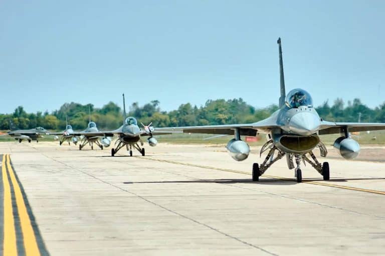 Primeiro lote de F16 da Força Aérea Argentina (Diálogo das Américas)