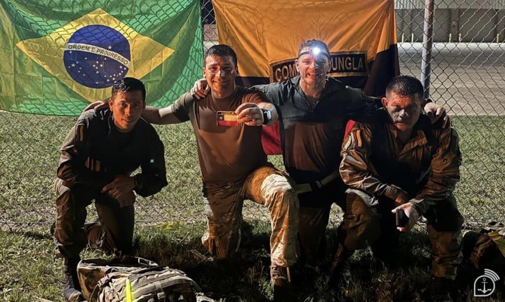 Suboficial Froner durante a marcha para o combate de 18 quilômetros da Armada da Alemanha, em que ele ganhou medalha de ouro - Imagem: Acervo pessoal