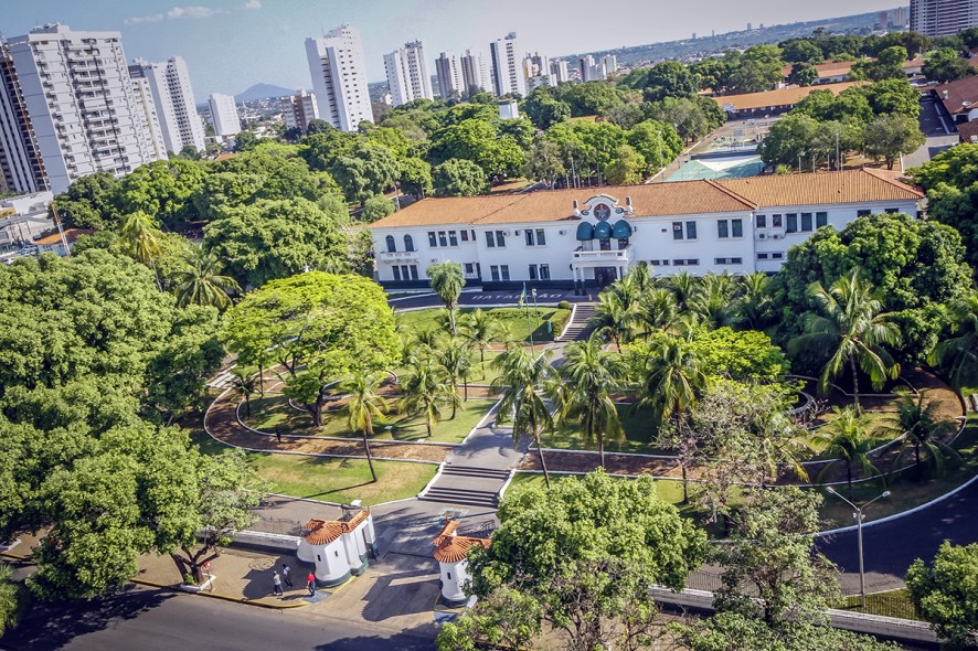 O prédio histórico do 44º Batalhão de Infantaria Motorizado está localizado na região central de Cuiabá