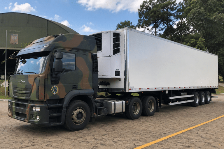 Caminhão refrigerado do Exército (Imagem ilustrativa, gerada por IA)