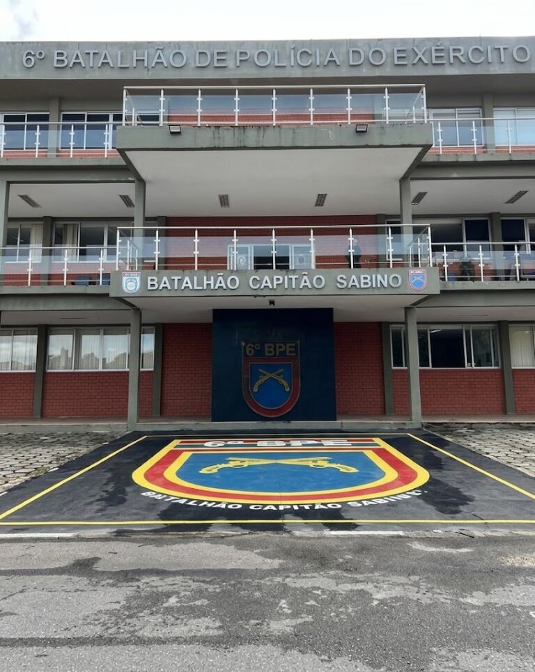 Coletes sumiram do 6º Batalhão de Polícia do Exército, em Salvador