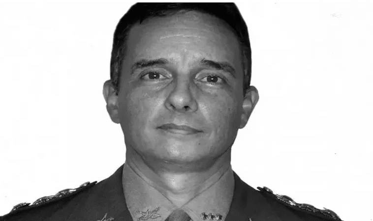 O coronel Álvaro Roberto Cruz Ferreira Lima morreu após ser atingido por linha chilena durante queda de parapente