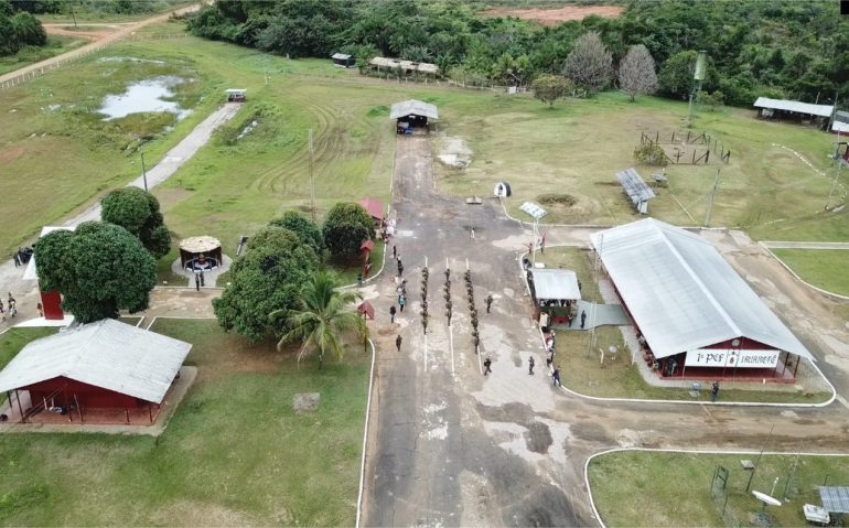 O 1º Pelotão Especial de Fronteira (1º PEF)/Cmdo Fron RN/5º BIS, na Comunidade Indígena Iauaretê, é um dos sete pelotões pertencentes à estrutura da 2ª Brigada de Infantaria de Selva do Exército. (Imagem: CMA)