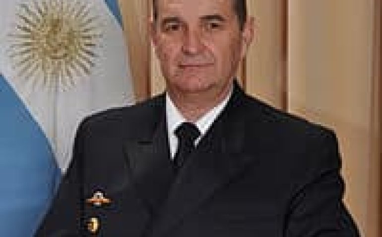 200px-AlmiranteMarceloSrur