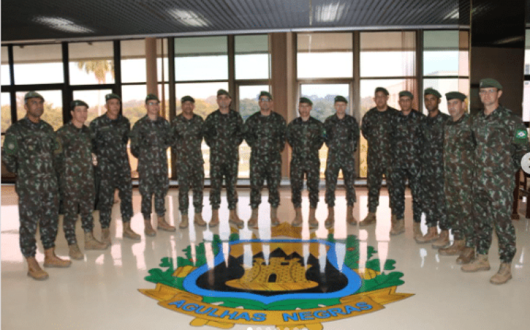 ADJUNTOS DE COMANDO NA AMAN
