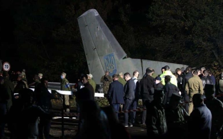 Queda de avião militar deixou ao menos 22 pessoas mortas na Ucrânia
Imagem: Sergey Bobok/AFP