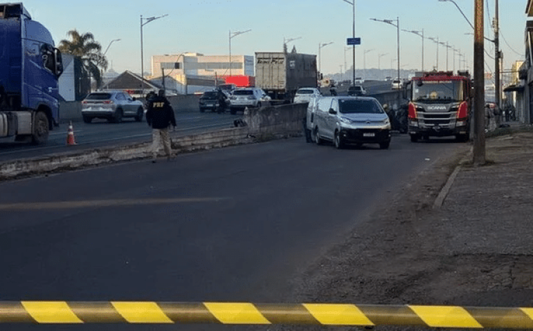 Três jovens morrem em acidente na BR 116 em São Leopoldo | Foto: Vitória Matos / Record / Especial / CP