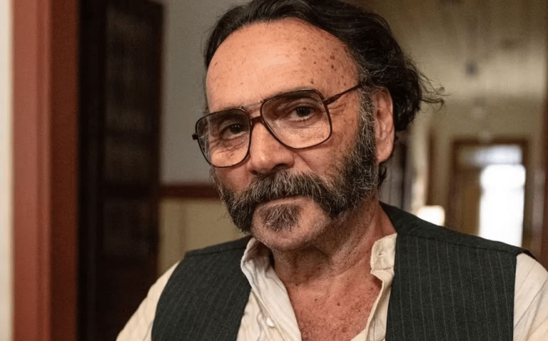 Rachid (Almir Sater) em Renascer; ator tem fazenda no pantanal