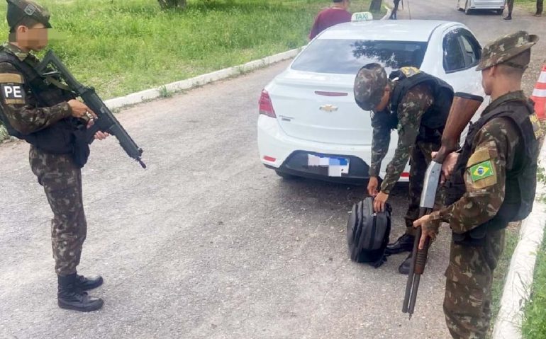 Apreensão drogas com casal em Corumbá