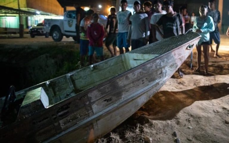 Embarcação de Bruno Pereira e Dom Phillips é encontrada no Amazonas, diz Polícia Civil - João Laet / AFP