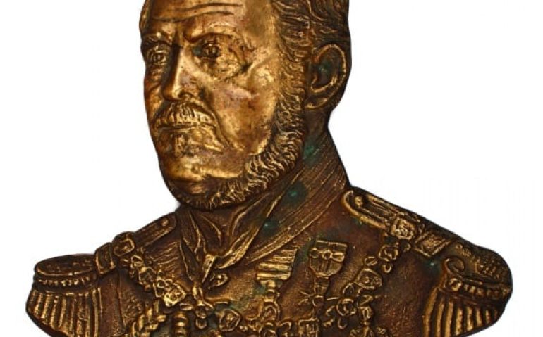 BUSTO DE CAXIAS