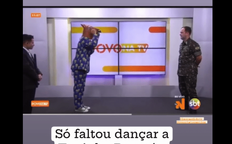 CAVALO PRESTANDO CONTINÊNCIA