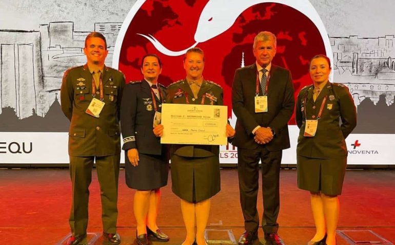 CORONEL MÉDICA PRÊMIO NA BÉLGICA