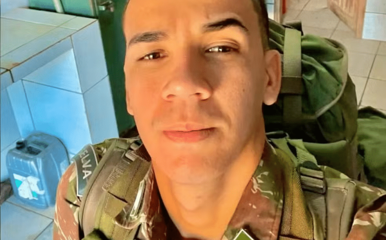 Fabrício Portela entrou no Exército em 2021 e morreu nessa terça-feira (6) em um acidente de trânsito — Foto: Reprodução