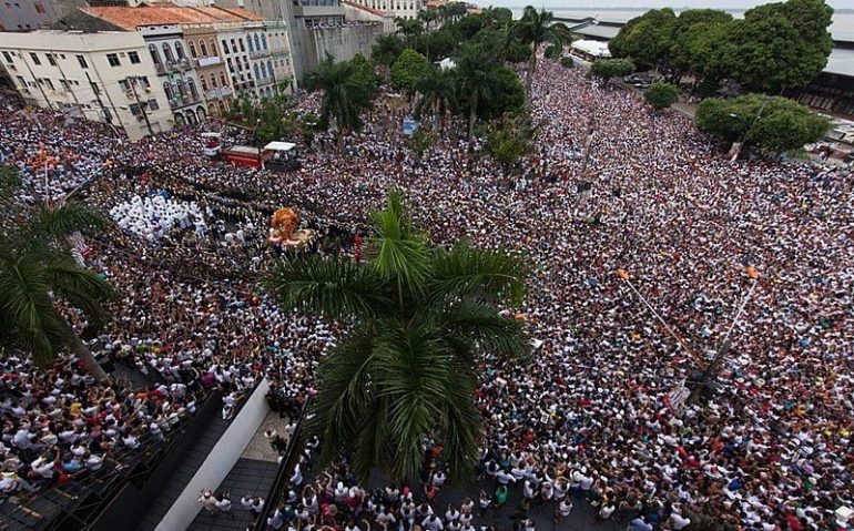 Festa religiosa movimenta R$ 1 bilhão e reúne cerca de 2 milhões de pessoas durante o mês de outubro - Elielson Pereira