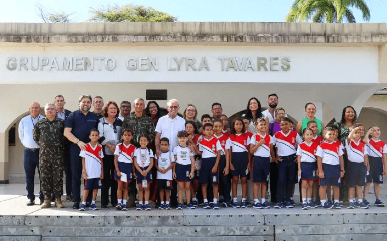 Crianças de projeto musical em João Pessoa