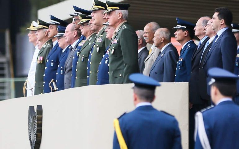 O Ministro da Defesa, Fernando Azevedo e Silva, participa da solenidade militar em comemoração ao nono aniversário de criação do Estado-Maior Conjunto das Forças Armadas (EMCFA) do Ministério da Defesa (José Cruz/Agência Brasil)