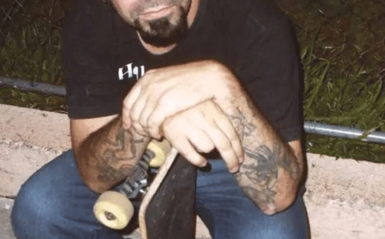 Daniel era artista plástico, skatista e eventualmente tocava como DJ (Foto: Arquivo Pessoal)