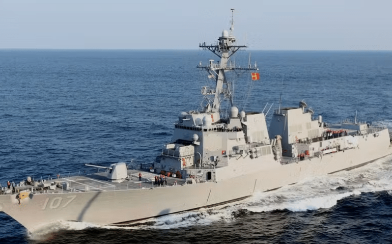 Destróier USS Gravely, destacado pelos EUA para seguir em direção à Venezuela — Foto: Arte/O Globo