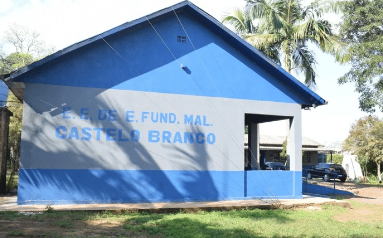 Escola Estadual Castelo Branco, em Frederico Westphalen, no Norte, é uma das instituições afetadas.
Escola Estadual Castelo Branco / Facebook/Reprodução