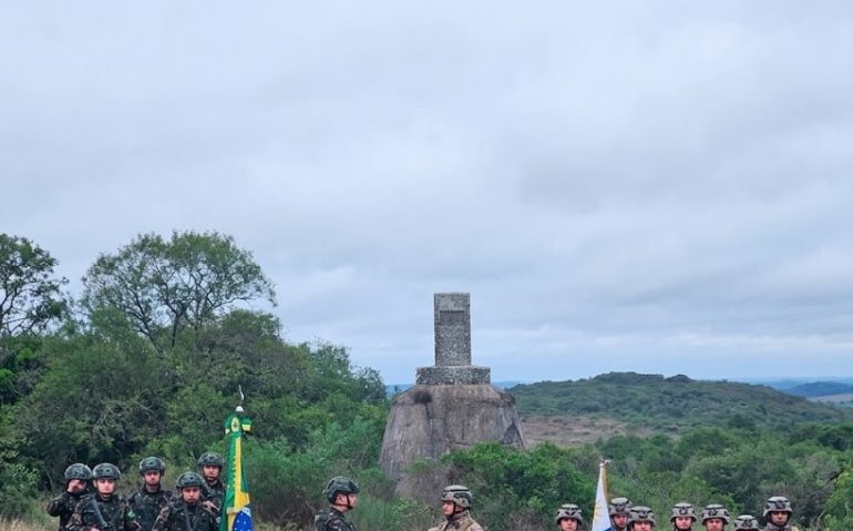 Exércitos de Brasil e Uruguai na fronteira durante a Operação Ágata
