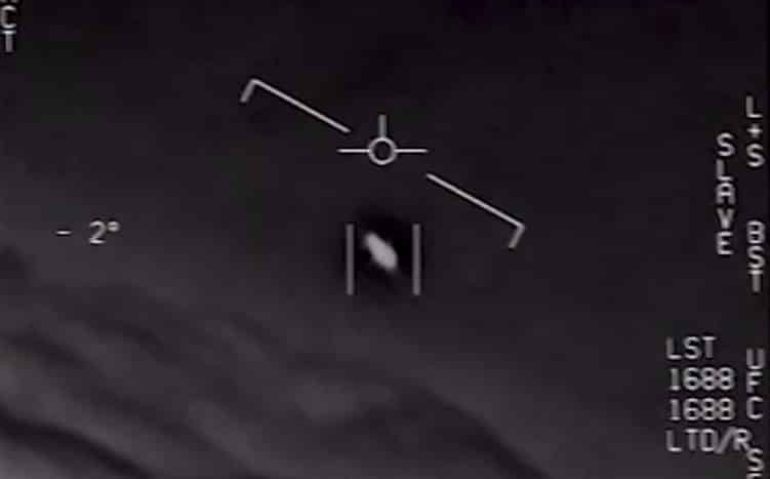 F-18-UFO
