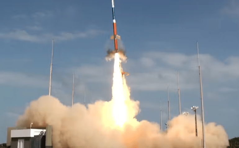 Teste realizado pela FAB em 2021 mostra lançamento de protótipo de foguete hipersônico 14-X — Foto: Reprodução