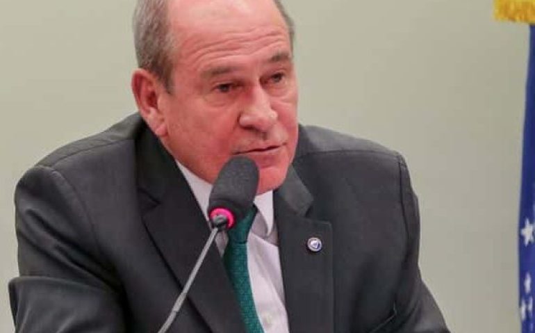 O então ministro da defesa, Fernando Azevedo e Silva, participa de audiência pública,  para discutir o  PL 1645/19, que trata da proteção social dos militares. Fabio Rodrigues Pozzebom/Agência Brasil DF