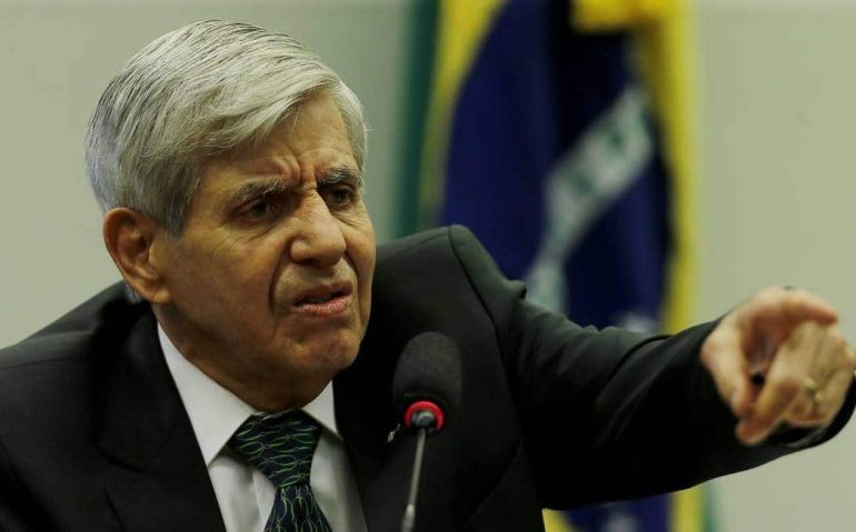 General Heleno: nota do chefe do GSI tem concordância ïntegral" do Clube Naval
Imagem: Pedro Ladeira/Folhapress