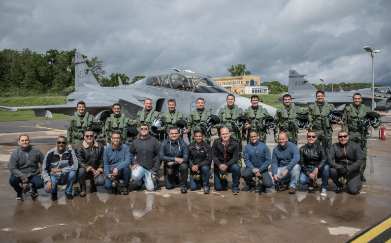 GRIPEN TREINAMENTO NA SUÉCIA