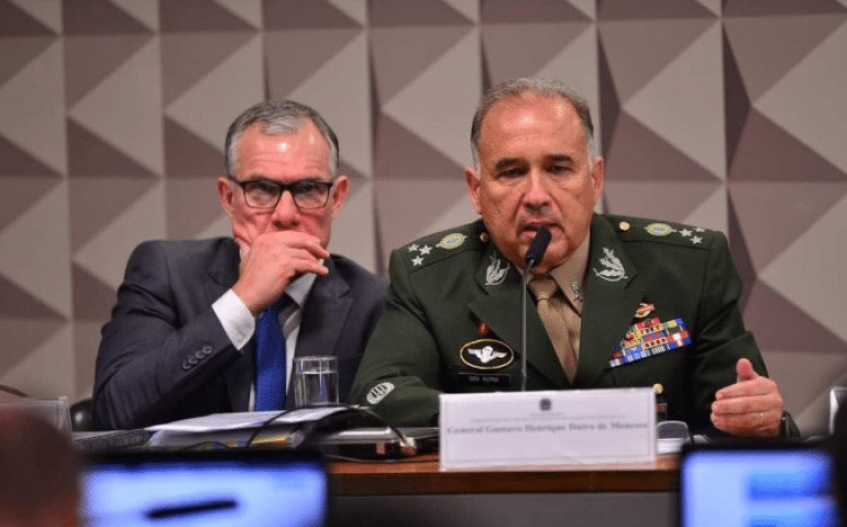 General Dutra e seu advogado em depoimento à CPMI do 8 de Janeiro - (crédito: Ed Alves/CB/DA.Press)