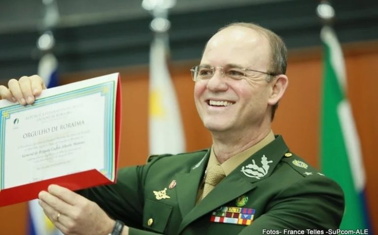 General Mansur preso em Manaus