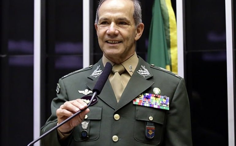 General Peternelli