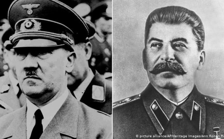 Hitler e Stalin. Ditadores se aliaram para dividir a Polônia antes do conflito