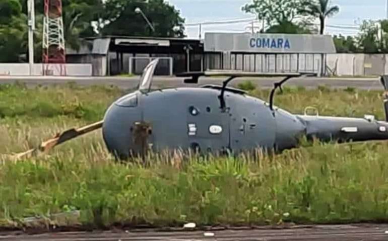 Helicóptero da Marinha após queda na Base Aérea de Manaus, na manhã desta terça-feira (12) - Reprodução