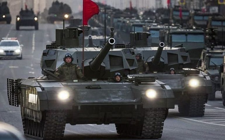 India_Could_Use_Russian_T-14_Armata_MBT_as_Prototype_to_Develop_Future_Ready_Combat_Vehicle_640_001