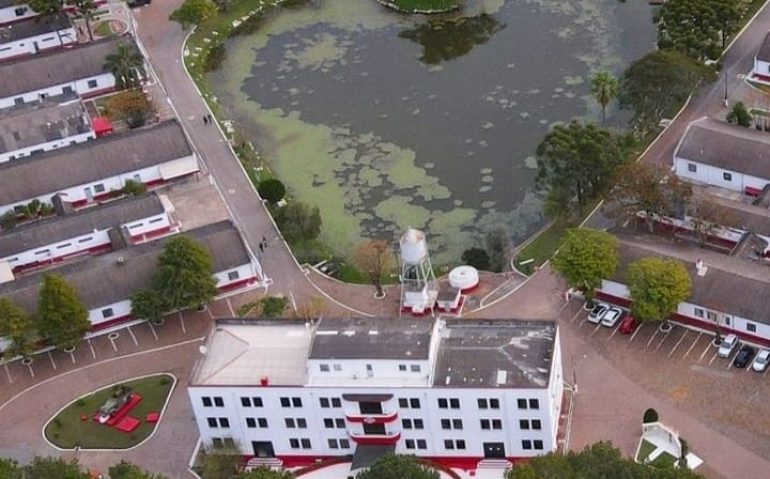 Vista aérea do 3º Regimento de Cavalaria Mecanizado, o MEC, de Bagé, RS Fonte: @bagedecima (Instagram)