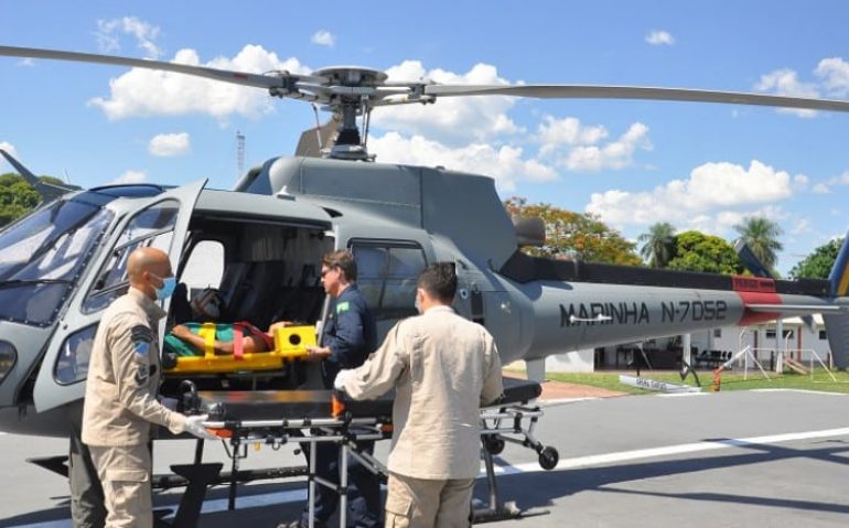 Mulher sofreu complicações após parto - Marinha do Brasil
