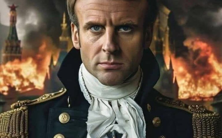 Macron - Napoleão