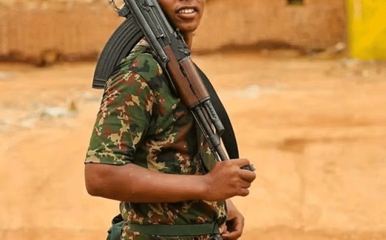 Menino soldado no Sudão