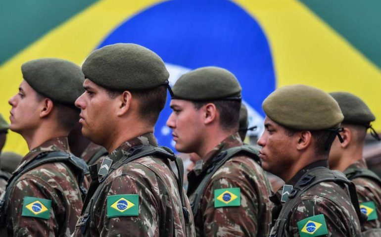 Militares do EB Foto: Nelson Almeida/AFP"