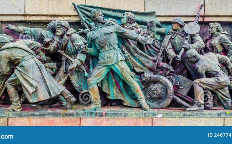 Monumento ao exército soviético na Bulgária