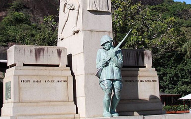 Monumento intentona comunista