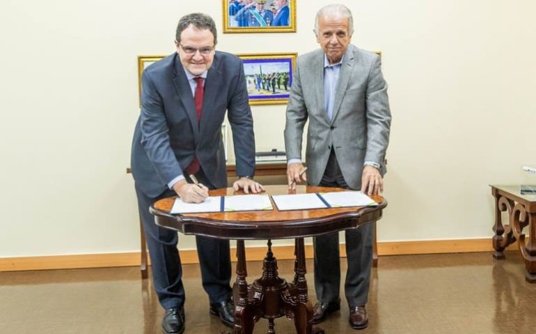 Múcio e Barbosa participaram da feitura do acordo (Imagem: BNDES)