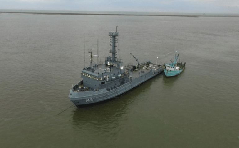 Navios de guerra realizaram abordagens a barcos pesqueiros no Litoral Sul
Marinha do Brasil / Divulgação