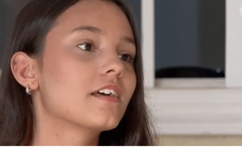 A estudante Nicole de Santana se alistou para o Exército já no primeiro dia de inscrições — Foto: TV Globo