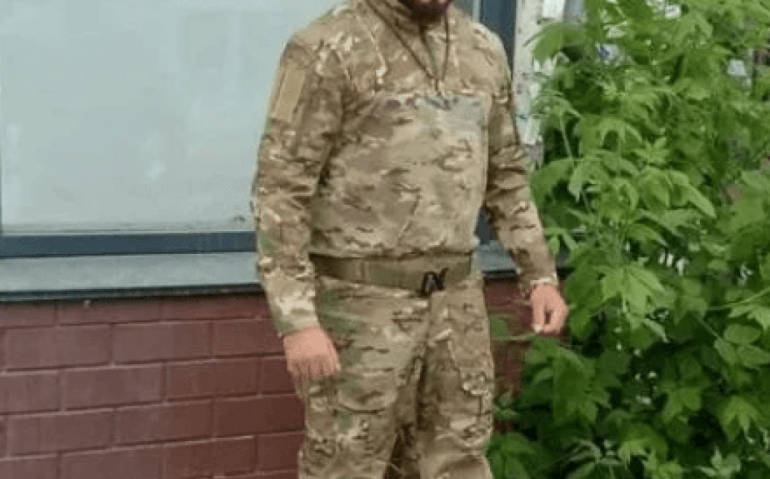 Natural do Rio Grande do Norte, o homem de 33 anos viajou para atuar em tecnologia, mas foi enviado para o front da guerra na Ucrânia. A família não tem notícias há 45 dias e busca ajuda das autoridades brasileiras. (Foto: Reprodução)