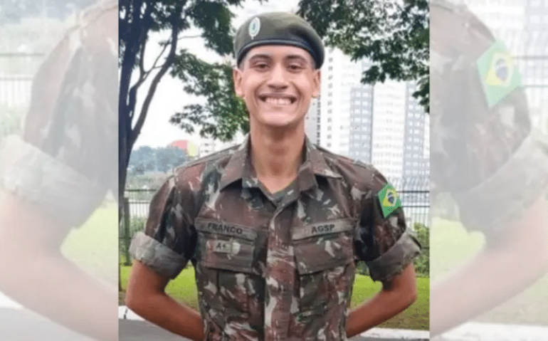 Jean Carlos Franco, de 19 anos, estava em seu segundo ano no Exército | Foto: Arquivo pessoal