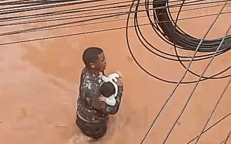 Yuri Souza resgatou bebê de 5 meses de enchente em Juiz de Fora — Imagem: redes sociais